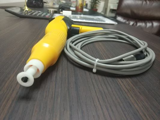 自動スプレー粉末電回転付きの高度な50W粉末コーティングブース機械